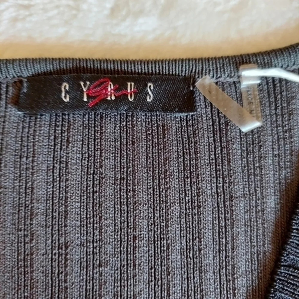 Cyrus Black Gray‎ Color Block Ribbed Knit - Picture 4 of 8